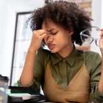 Saúde mental: Advogado explica nova norma do governo para empresas informarem riscos psicológicos
