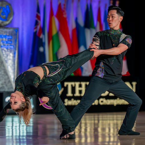Fernanda Dubiel, a estrela brasileira do West Coast Swing, conquista novamente o cenário internacional
