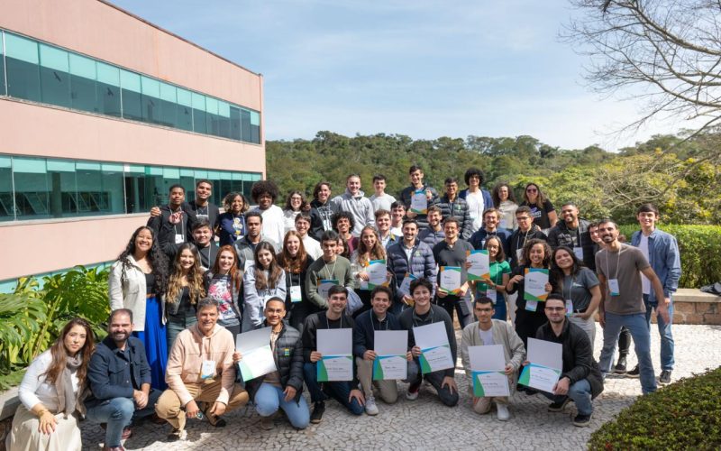 Oportunidade imperdível: Fundação Estudar oferece bolsas em renomadas instituições, incluindo Harvard