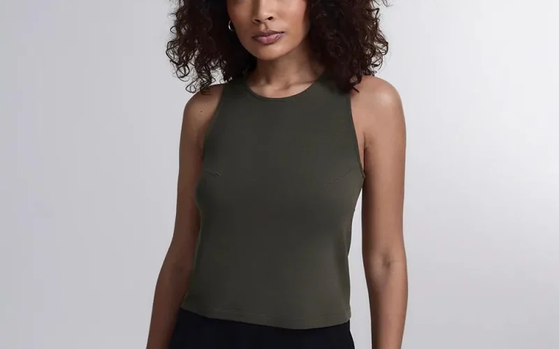 Confira a oferta da Insider: Roupas impermeáveis com descontos acima de 50%