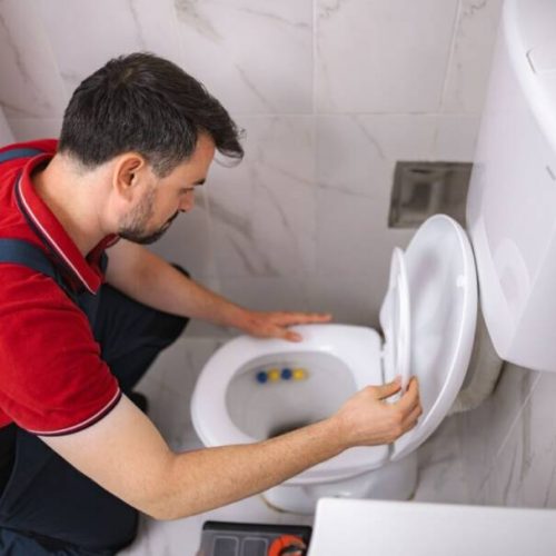 “7 maneiras de preservar água no seu dia a dia: dicas para economizar no consumo em casa no Dia Mundial da Água”