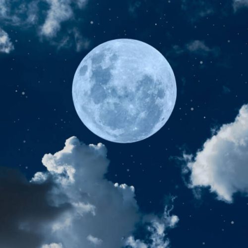 Fase lunar em destaque: descubra como está a Lua nesta segunda-feira, 06 de abril de 2026