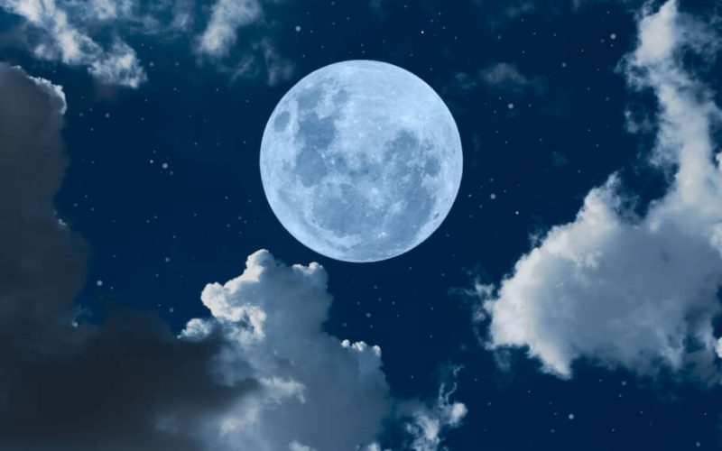 Fase lunar em destaque: descubra como está a Lua nesta segunda-feira, 06 de abril de 2026