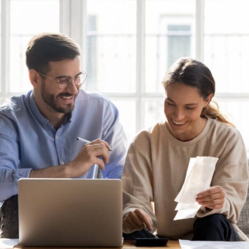 Casais e o Imposto de Renda: É melhor declarar em conjunto ou separadamente?