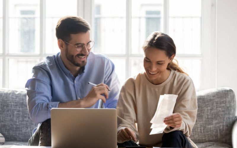 Casais e o Imposto de Renda: É melhor declarar em conjunto ou separadamente?