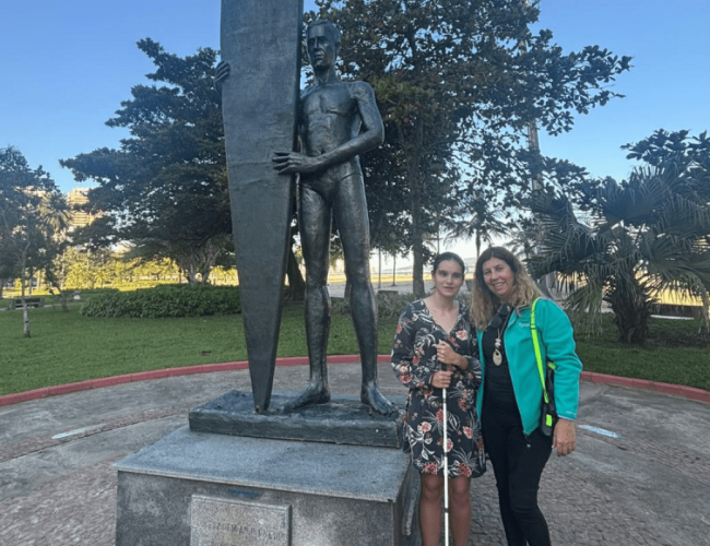 Escola de Santos celebra 35 anos com a ilustre presença de campeã mundial