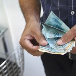 Onde você armazena seu dinheiro pode estar prejudicando sua saúde financeira