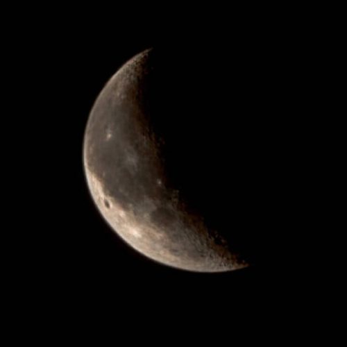 Fase lunar da segunda-feira, 25 de maio de 2026: descubra como está a Lua hoje