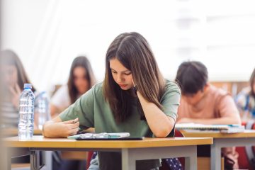 Simulado gratuito do Etapa prepara alunos para o desafio do Enem