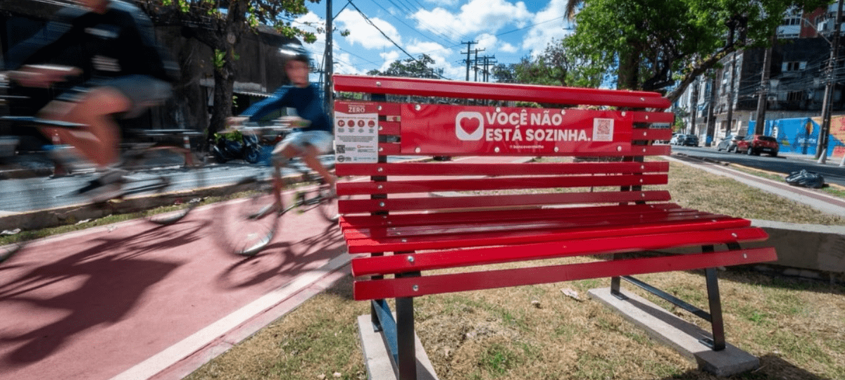Banco Vermelho intensifica ações de proteção às mulheres em Santos