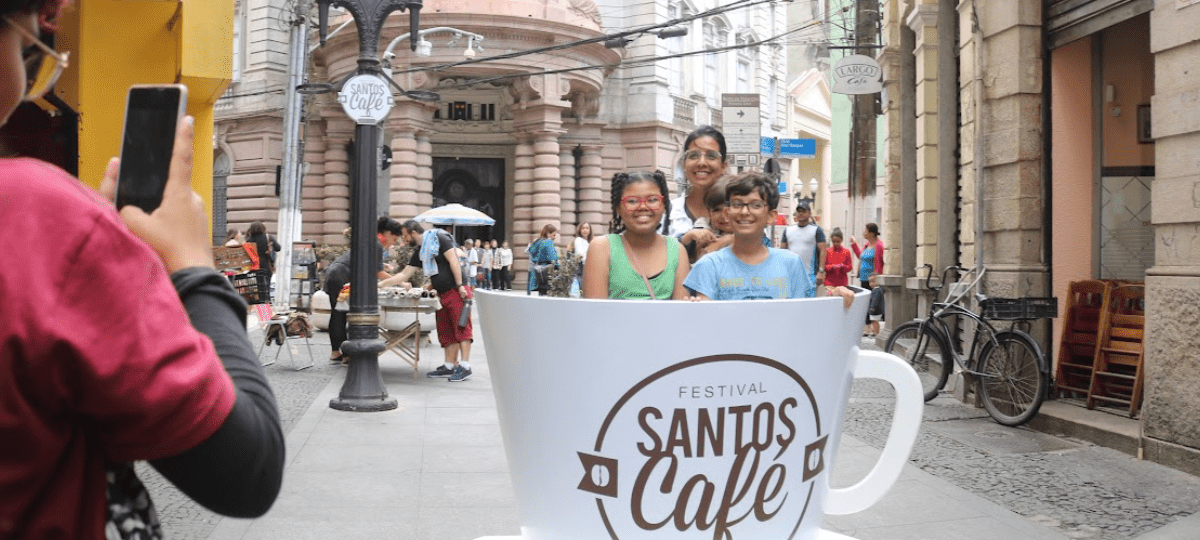 Santos Café promove quatro dias de eventos gratuitos no coração do Centro Histórico