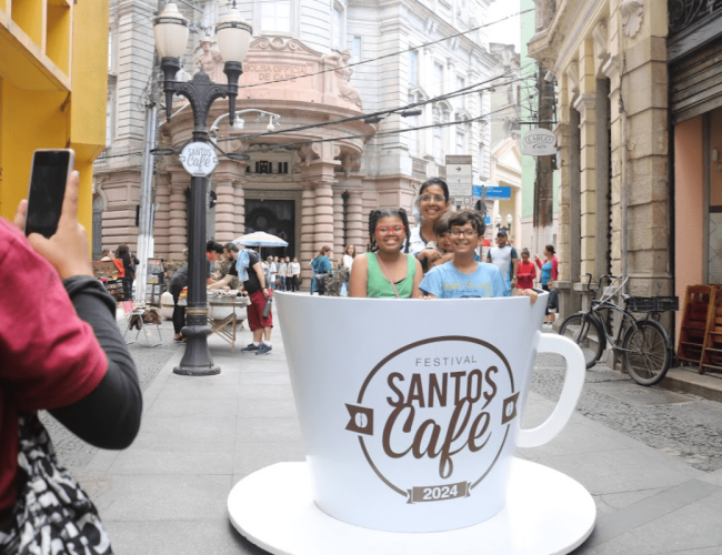 Santos Café promove quatro dias de eventos gratuitos no coração do Centro Histórico