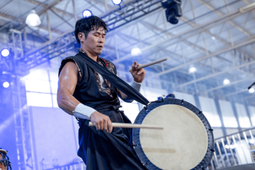 Guarujá sedia o pioneiro Matsuri à beira da praia no Brasil