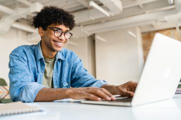 Estudo investiga a desconexão entre a juventude e o mundo profissional