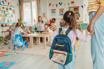 Colaboração entre pais e instituições de ensino pode tornar retorno às aulas mais tranquilo