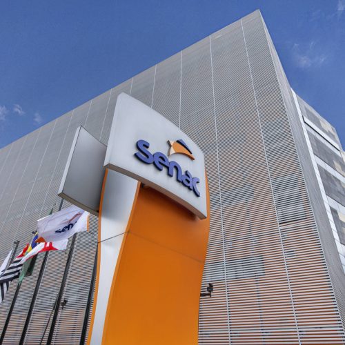 Senac-SP inicia processo de inscrição para bolsas no ensino médio técnico em 2027