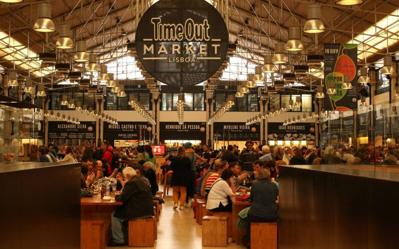 Time Out Market inaugura em São Paulo com 19 opções gastronômicas na Avenida Paulista