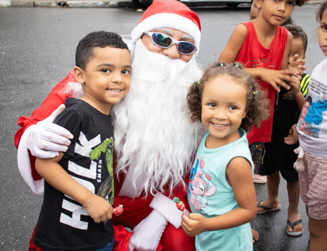 Ajude a espalhar alegria para 200 crianças neste Natal na Quebrada!