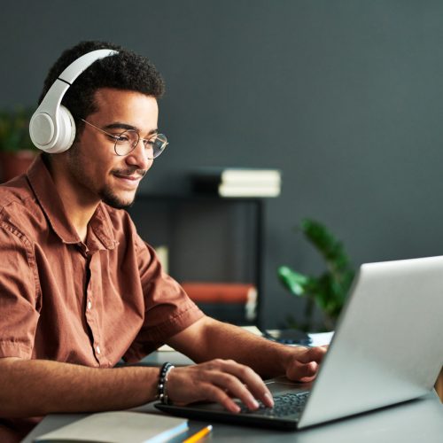 Espro oferece 4,5 mil oportunidades de jovem aprendiz em 16 estados brasileiros